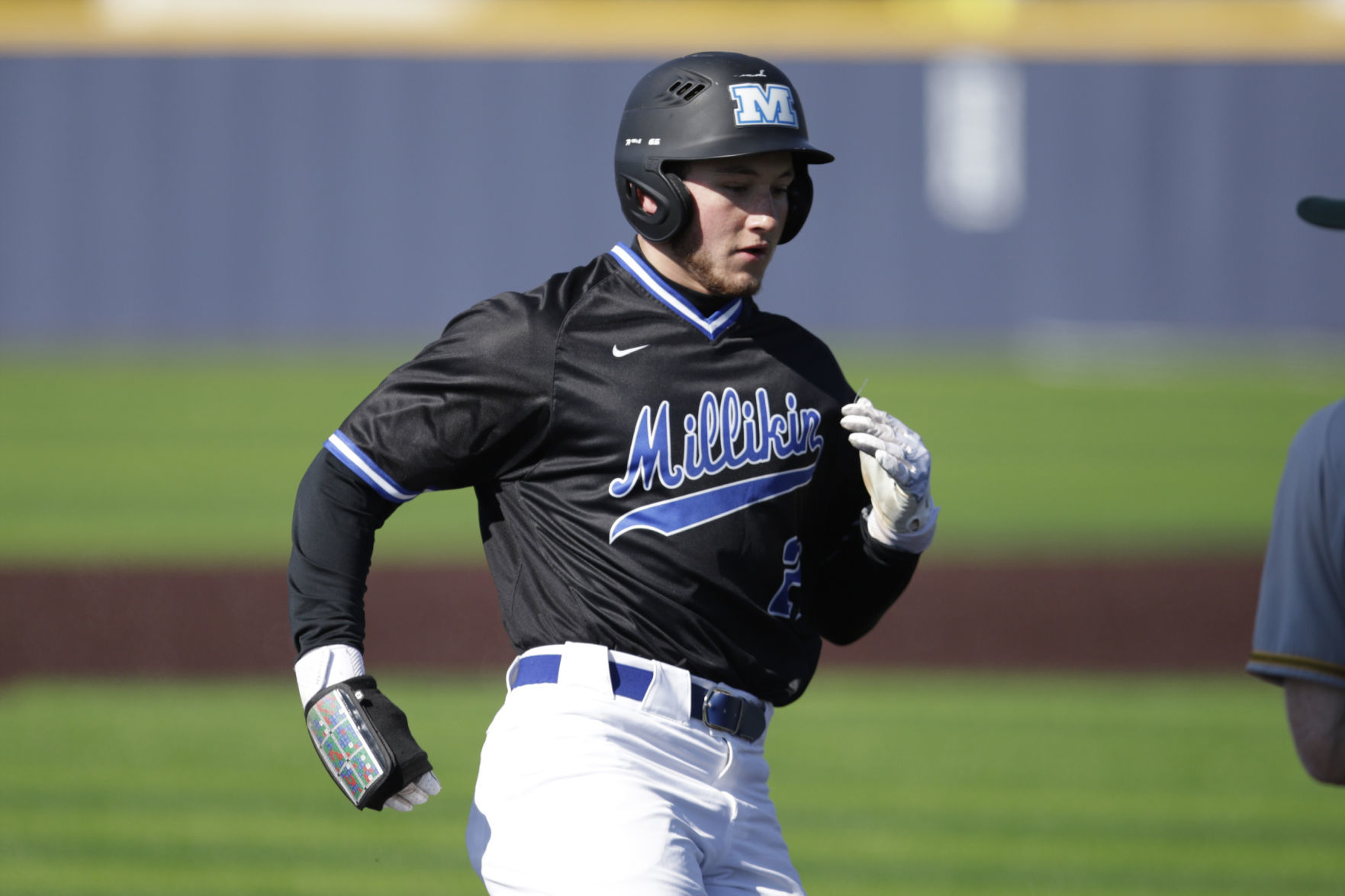 GALLERY-Millikin-v-StNorbert-019.JPG